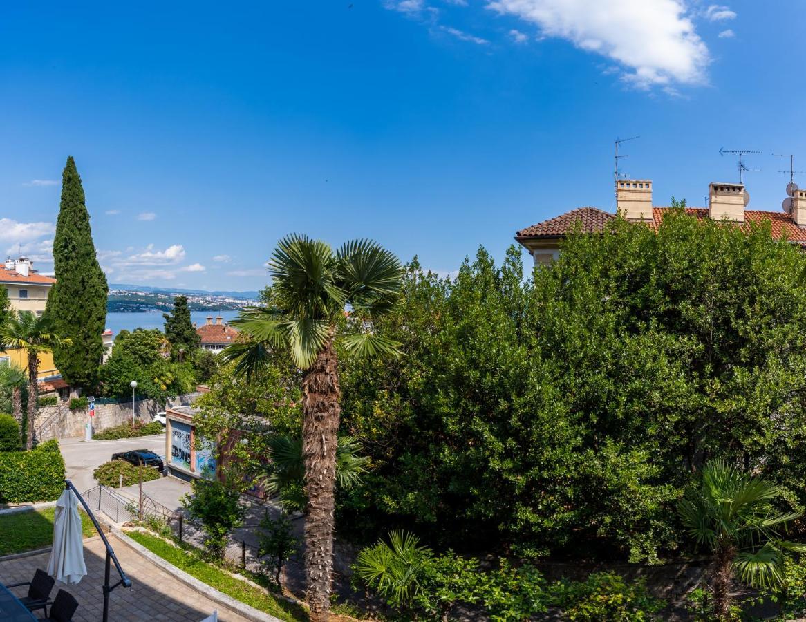 Downtown Apartment Helena Opatija Bagian luar foto