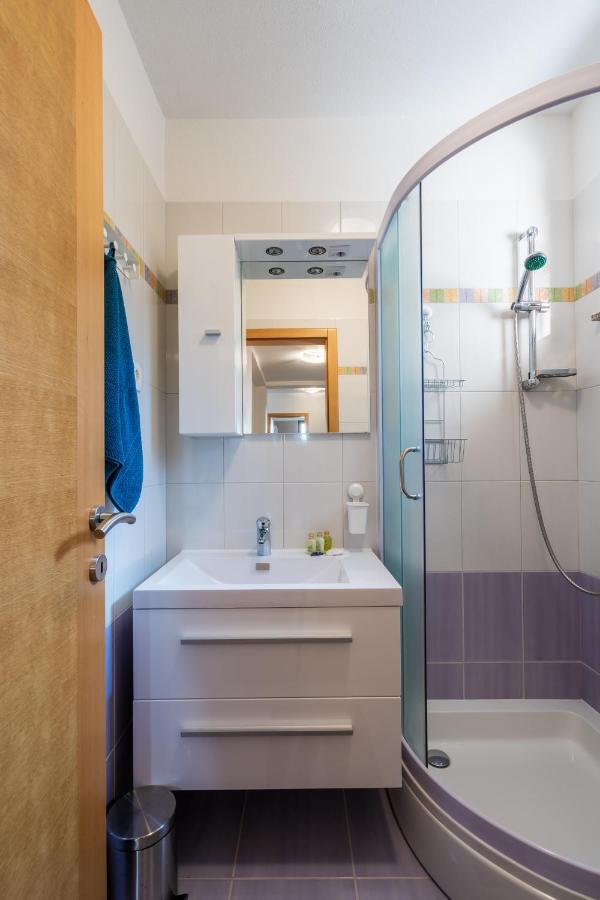 Downtown Apartment Helena Opatija Bagian luar foto